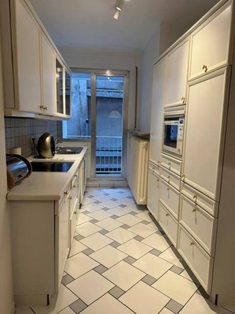 Apartment En Plein Centre Haute *